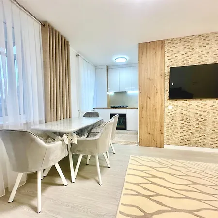 Quiet Escape Apartment *